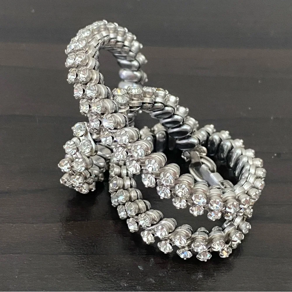 Vintage Clear Rhinestones Silver-tone Expandable Choker Necklace - Picture 4 of 16